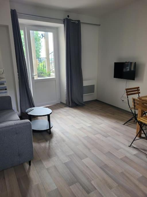 Logement Centre Ville Maurs ภายนอก รูปภาพ