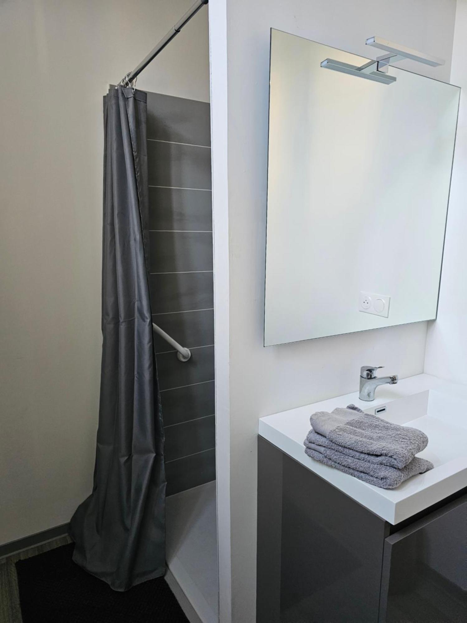 Logement Centre Ville Maurs ภายนอก รูปภาพ